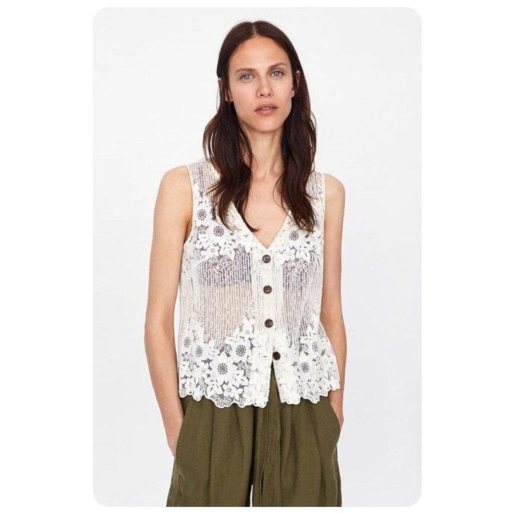 * Zara Linen Blend Floral Crochet Button Front Sleeveless Vest sz S